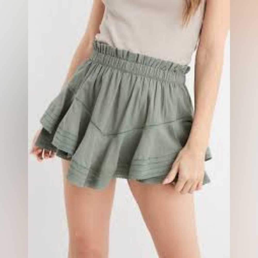 American Eagle Rock N’ Ruffle skirt